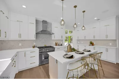 94 E Cedar St, Livingston, NJ 07039 - Photo 10