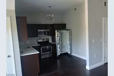 10 Ford Ave #306, Morristown, NJ 07960 - Photo 2