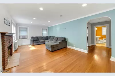 14 Burnet Hill Rd, Livingston, NJ 07039 - Photo 10