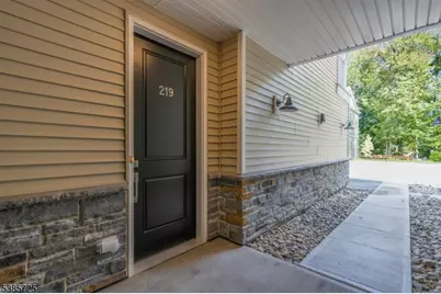 219 Myrtle Rd, Warren Township, NJ 07059 - Photo 2