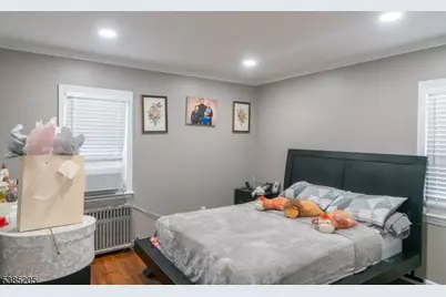 116 Greene Ave, Middlesex, NJ 08846 - Photo 10