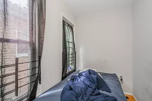 21 Gladstone Ave, Newark, NJ 07106 - Photo 18