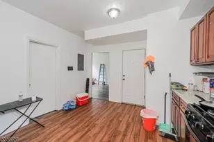 16 Alexander St, Newark, NJ 07106 - Photo 6