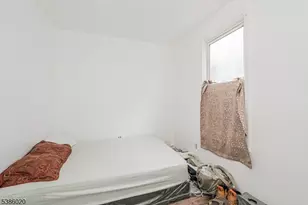 16 Alexander St, Newark, NJ 07106 - Photo 14