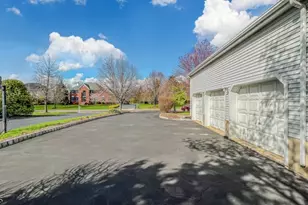 9 Collins Dr, Hillsborough Township, NJ 08844 - Photo 18