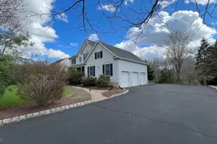 9 Collins Dr, Hillsborough Township, NJ 08844 - Photo 20