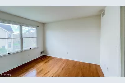 9 Collins Dr, Hillsborough Township, NJ 08844 - Photo 12