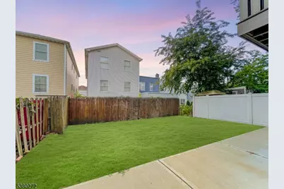 285 Lembeck Ave #R, Jersey City, NJ 07305 - Photo 30