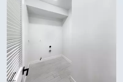 285 Lembeck Ave #L, Jersey City, NJ 07305 - Photo 28