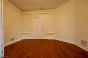 484 S 16th St, Newark, NJ 07103 - Photo 6