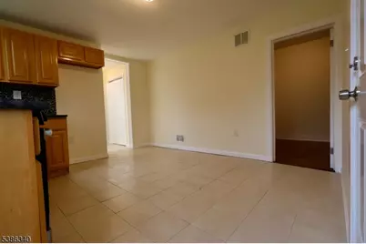 484 S 16th St #1, Newark, NJ 07103 - Photo 8