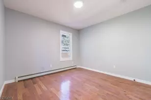 43 Tillinghast St, Newark, NJ 07108 - Photo 16