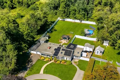 39 William St, Lincoln Park, NJ 07035 - Photo 1