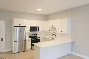 391 Springfield Ave, Berkeley Heights Township, NJ 07922 - Photo 2