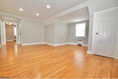 36 Derwent Ave 2nd Fl, Verona, NJ 07044 - Photo 10