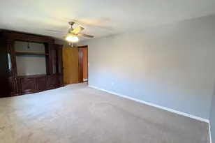 82 Elm St, Newark, NJ 07105 - Photo 2