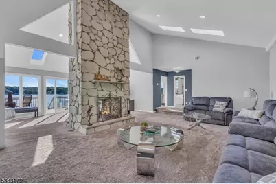 11 Bass Rock Rd, Hopatcong, NJ 07843 - Photo 10