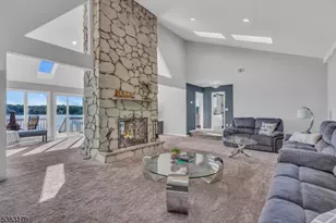 11 Bass Rock Rd, Hopatcong, NJ 07843 - Photo 10