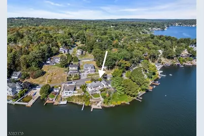 11 Bass Rock Rd, Hopatcong, NJ 07843 - Photo 2