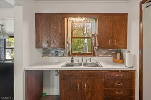 35 Vine Ave, West Milford, NJ 07480 - Photo 12