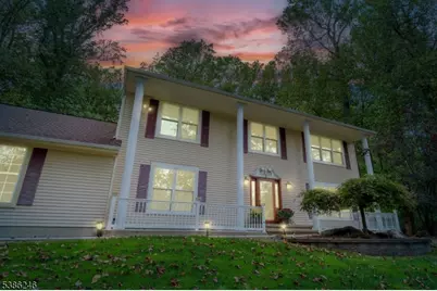 9 Stirrup Way, Franklin Township, NJ 08540 - Photo 1