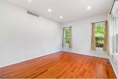 9 Stirrup Way, Franklin Township, NJ 08540 - Photo 10