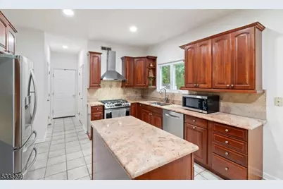 9 Stirrup Way, Franklin Township, NJ 08540 - Photo 14