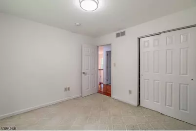 9 Stirrup Way, Franklin Township, NJ 08540 - Photo 32