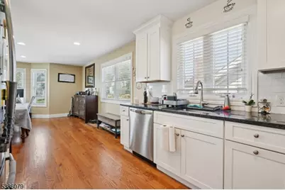 38 Centre St #2, Nutley, NJ 07110 - Photo 10