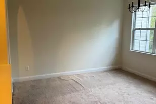 138 Limerick Ln, Lopatcong Township, NJ 08865 - Photo 6