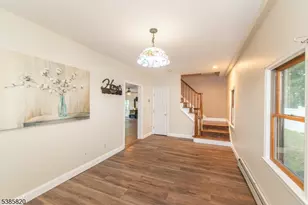 40 Castle Rock Rd, Jefferson Township, NJ 07849 - Photo 4