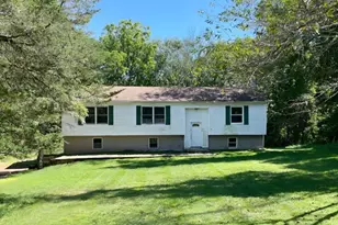 905 Gapview Ct, Stillwater, NJ 07860 - Photo 1