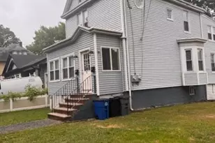 73 College Pl, Ridgefield, NJ 07660 - Photo 2