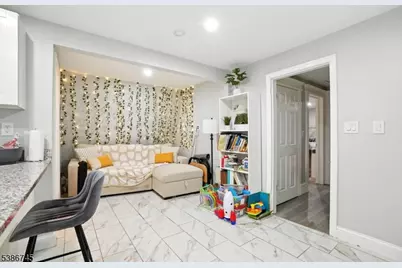 97 Hopkins Pl #3, Irvington, NJ 07111 - Photo 16