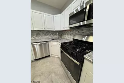 59 Rose Ter, Newark, NJ 07108 - Photo 4