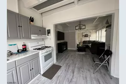 324-326 Summer Ave #3, Newark, NJ 07104 - Photo 1