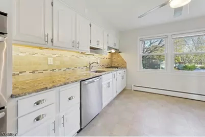 71 Roosevelt St, Roseland, NJ 07068 - Photo 12