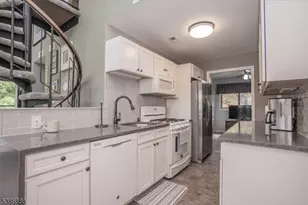 5 Augusta Dr, Vernon, NJ 07462 - Photo 1