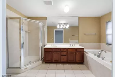 790 Green Ln #A1, Union Township, NJ 07083 - Photo 14