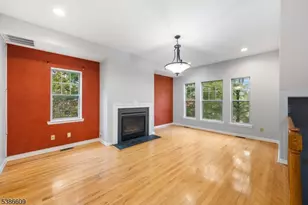 790 Green Ln, Union Township, NJ 07083 - Photo 4