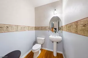 790 Green Ln, Union Township, NJ 07083 - Photo 16