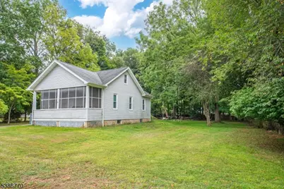 52 S 2nd Ave, Mine Hill, NJ 07803 - Photo 1