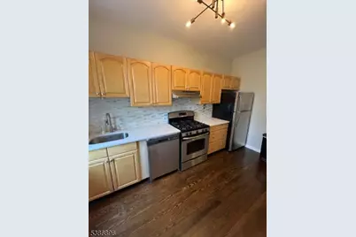 303 Hamilton Pl #D4, Hackensack, NJ 07601 - Photo 4