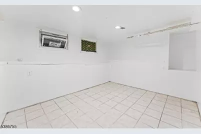 339 Paxton St, Paterson, NJ 07503 - Photo 16