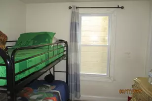 7 Kossuth St, Newark, NJ 07105 - Photo 6