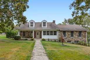 87 Glen Rd, Wantage, NJ 07461 - Photo 1