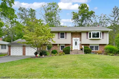 10 Hilldale Rd, Montville Township, NJ 07058 - Photo 1