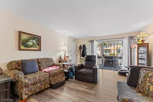 528 Andria Ave Apt, Hillsborough Township, NJ 08844 - Photo 4