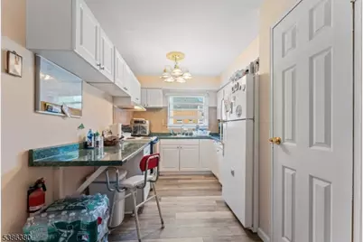 528 Andria Ave Apt #255, Hillsborough Township, NJ 08844 - Photo 6