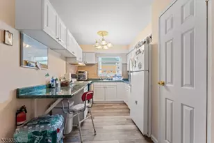 528 Andria Ave Apt, Hillsborough Township, NJ 08844 - Photo 6